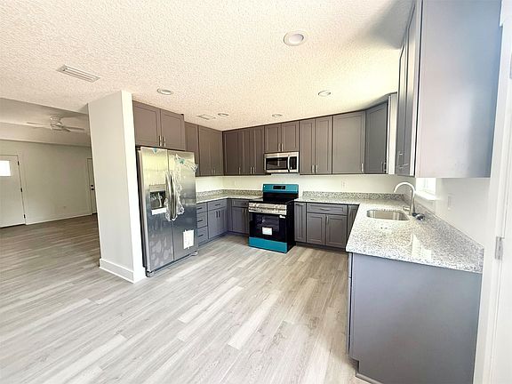 2nd image of 28019 Bond Rd