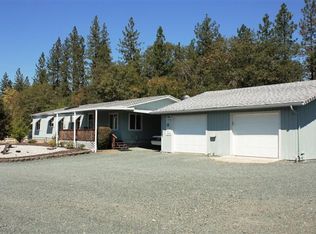 2447 Stringer Gap Rd, Grants Pass, OR 97527