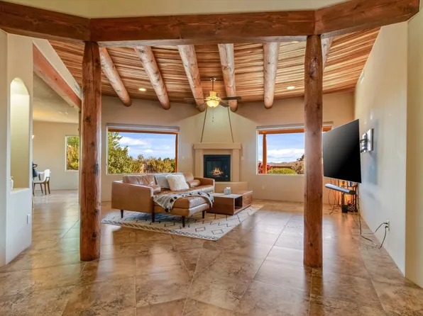 47 Caballo Viejo, Santa Fe, NM 87508