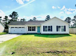 508 Cherry Blossom Ln, Richlands, NC 28574
