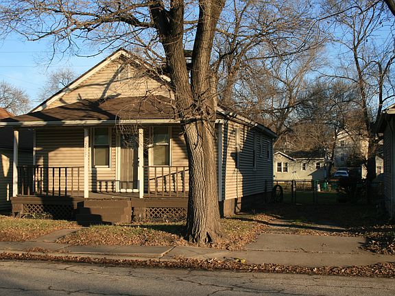 2nd image of 2507 E 23rd St