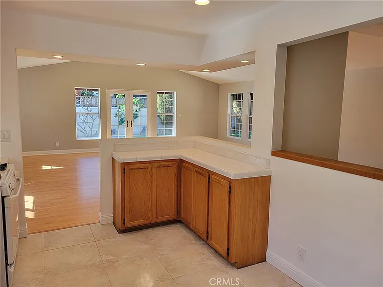 1923 Shipway Ave — Photo 5