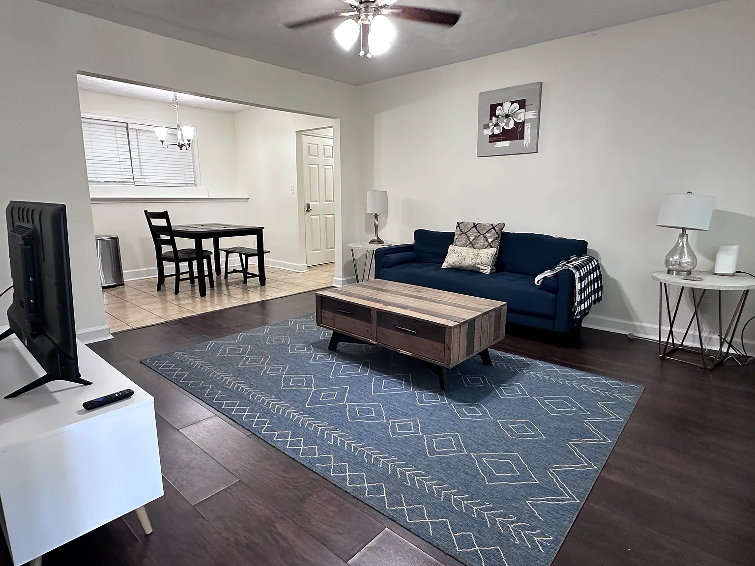 4 bed, 1400 sqft, $1,950 — Photo 3