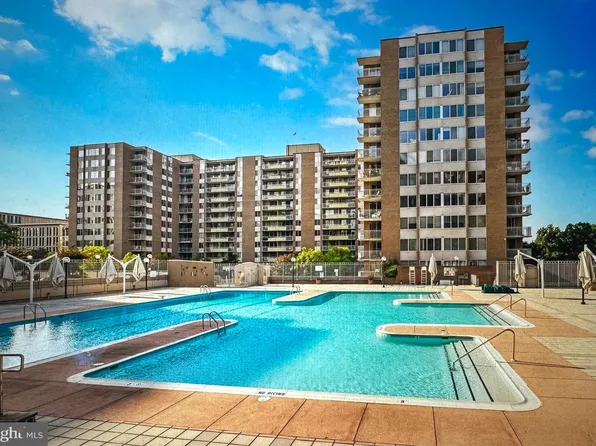 2939 Van Ness St NW APT 645, Washington, DC 20008