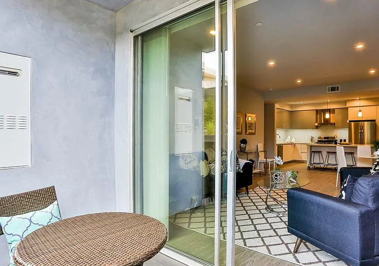 727 Wilcox Ave #305 — Photo 47