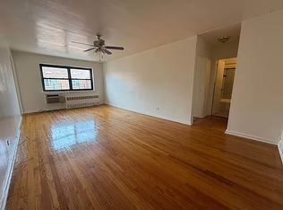9411 60th Ave APT 6F, Flushing, NY 11373
