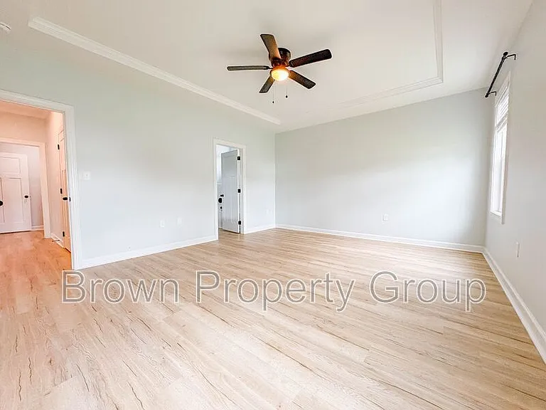 300 Saint Matthews Church Rd — Photo 14