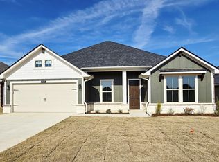 1513 Grace Acres Ln, Longview, TX 75605