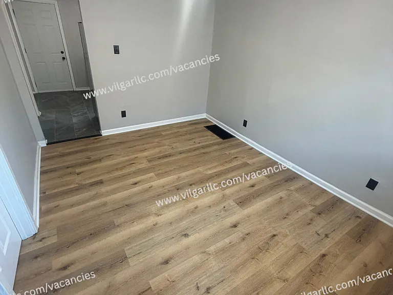 5035 Tod Ave — Photo 4