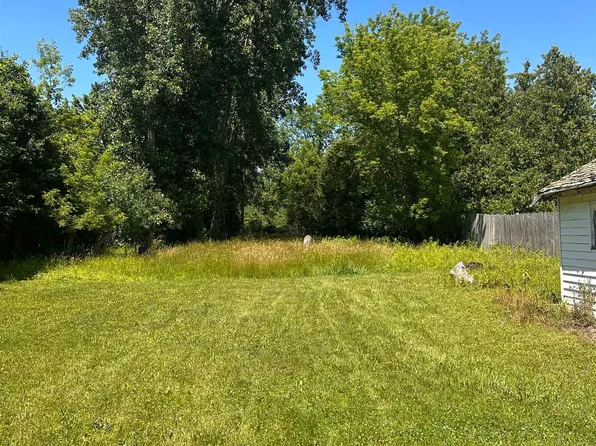 4141 Wheeler Rd, Bay City, MI 48706