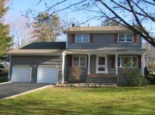 4 Gates End, Oakland, NJ