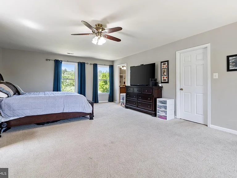 4301 Mountain View Dr — Photo 28