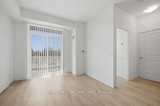 10 Meadowglen Pl #309 — Photo 11