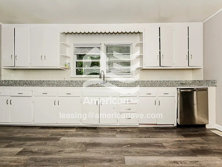 1511875_005_wm_-_kitchen_12911934.jpg