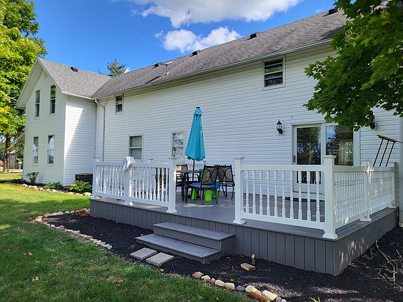 Large Porch with entry to kitchen area