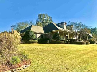 140 Parkside Dr, Brandon, MS 39042