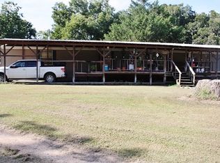 155 Smith Camp Ln, Woodville, MS 39669