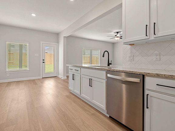 7th image of this home