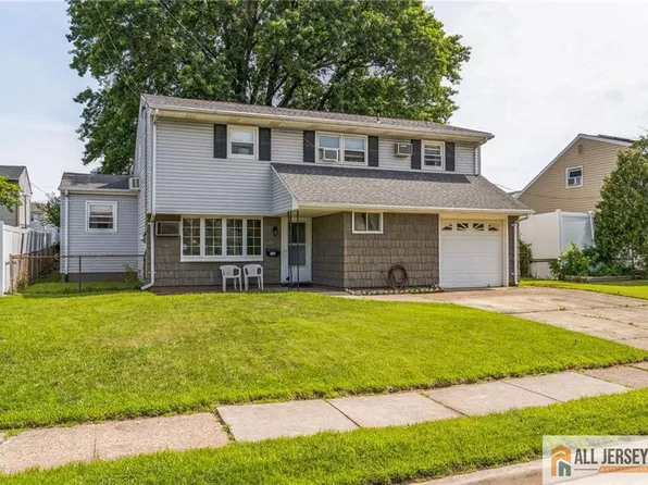 116 Whitman St, Carteret, NJ 07008