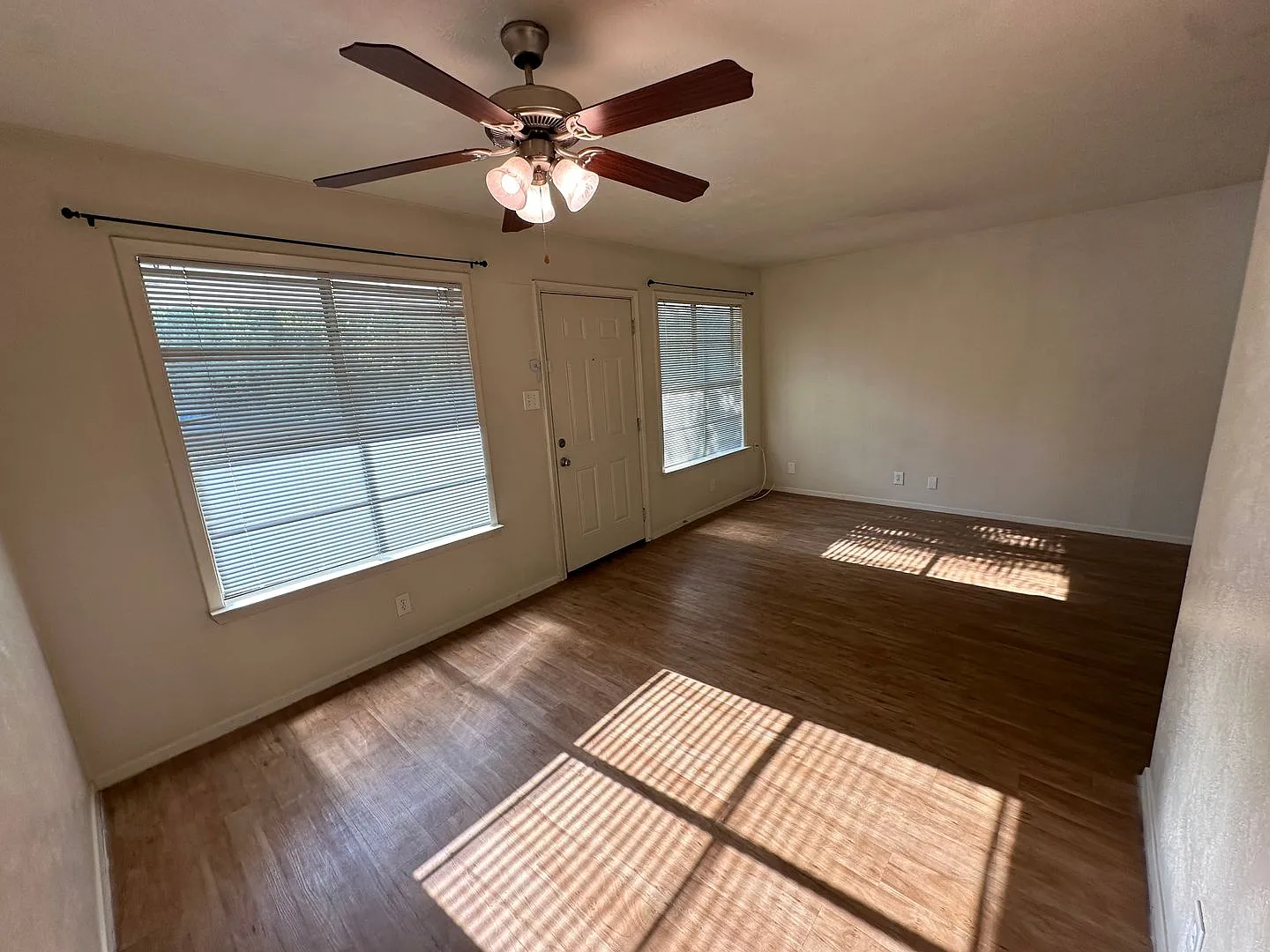 Austin Villas Apartments — Photo 3