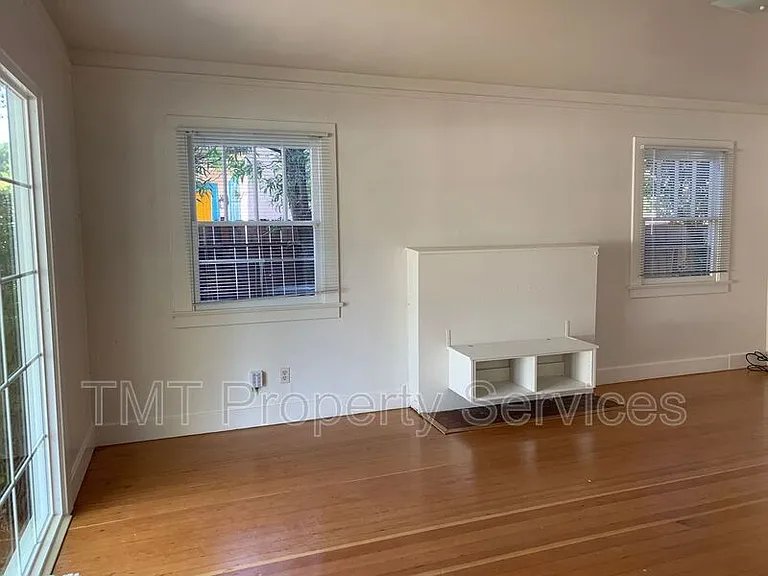 785 Lincoln St — Photo 9