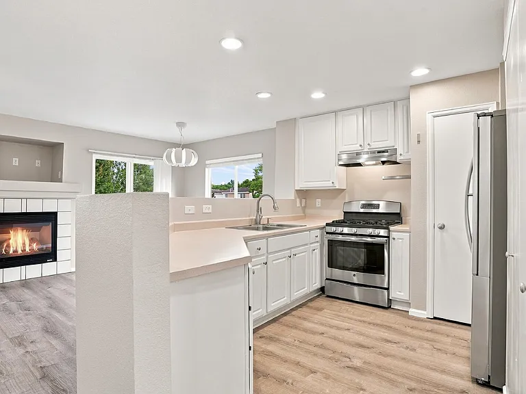4028 Three Bridges Ct — Photo 14