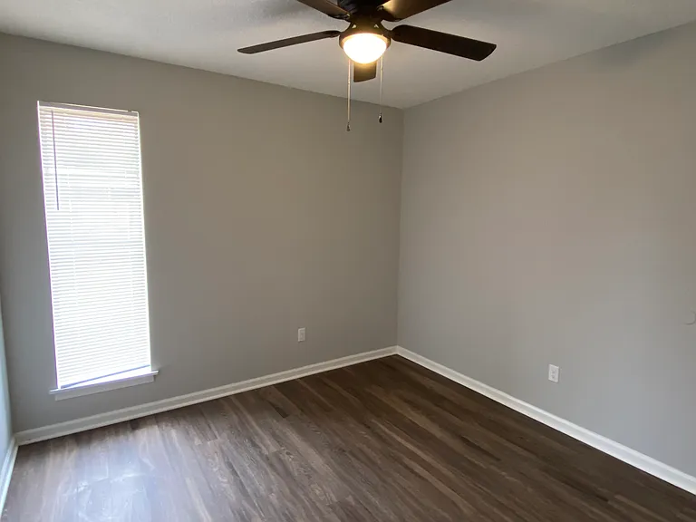 5343 Clinchport Cir — Photo 12