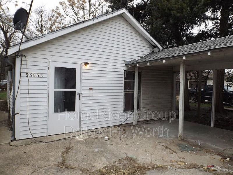 1st image of 2503 S Vernon Ave APT B