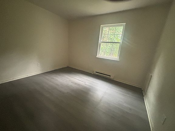 3rd image of 1012 Shawnee Ave