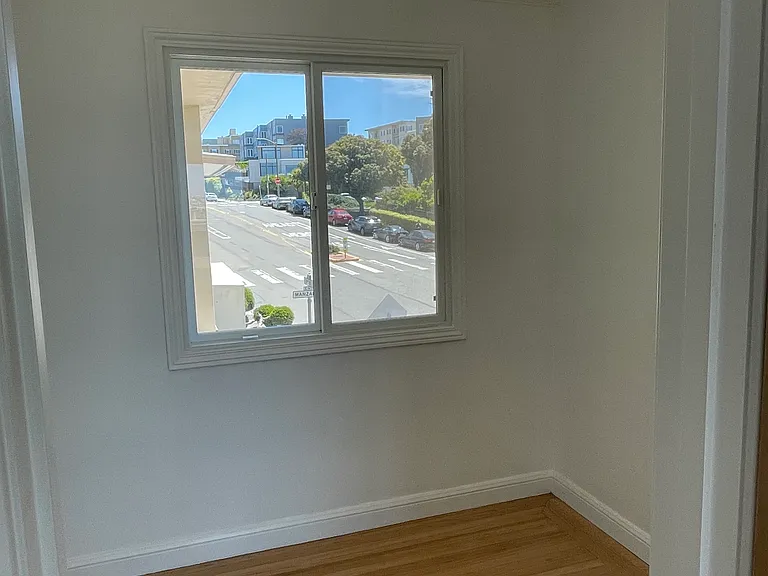 302 Euclid Ave — Photo 12