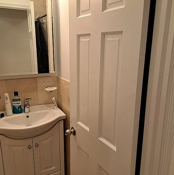 210 E 34th St #4E — Photo 7