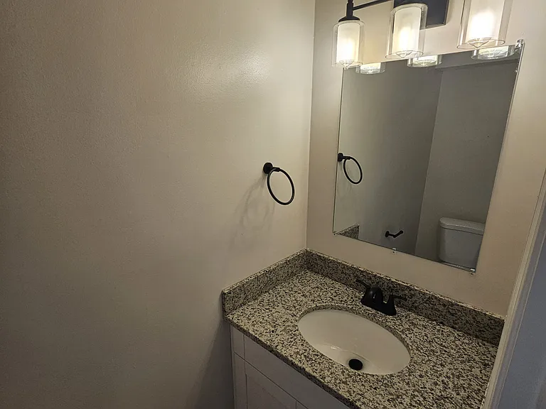 770 Spence Cir — Photo 10