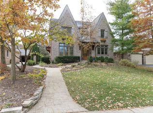 1351 Chestnut St, Western Springs, IL 60558