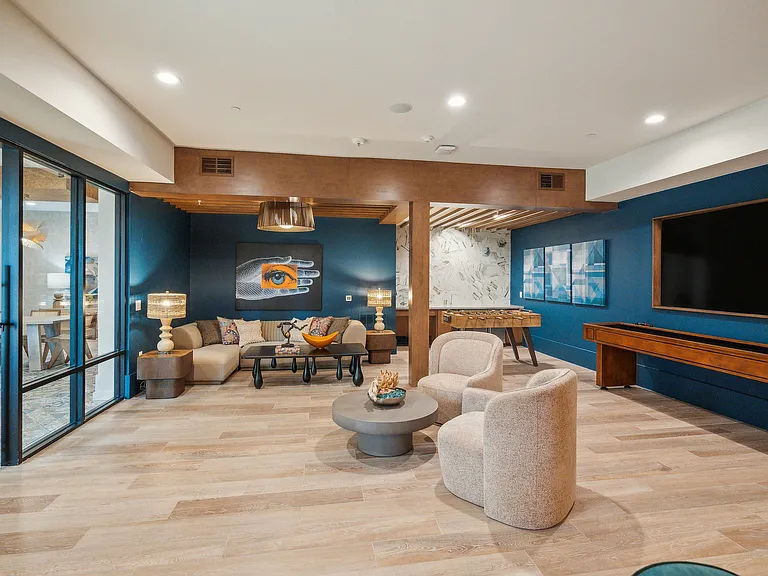 A welcoming space for socialization and relaxation