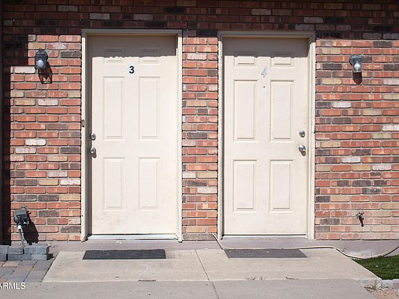 4th image of 1449 E Knoll Cir