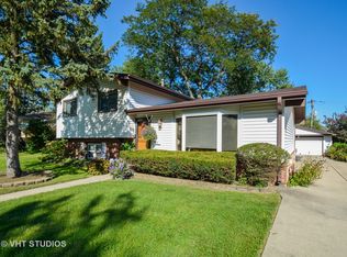 1319 Heather Rd, Homewood, IL 60430