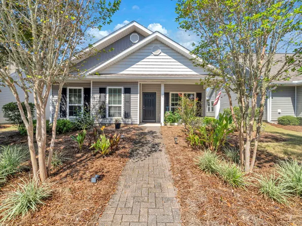 46 Cornelia St, Freeport, FL 32439
