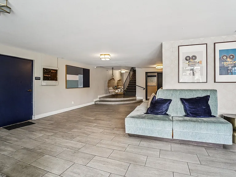 Windfaire Apartments — Photo 36