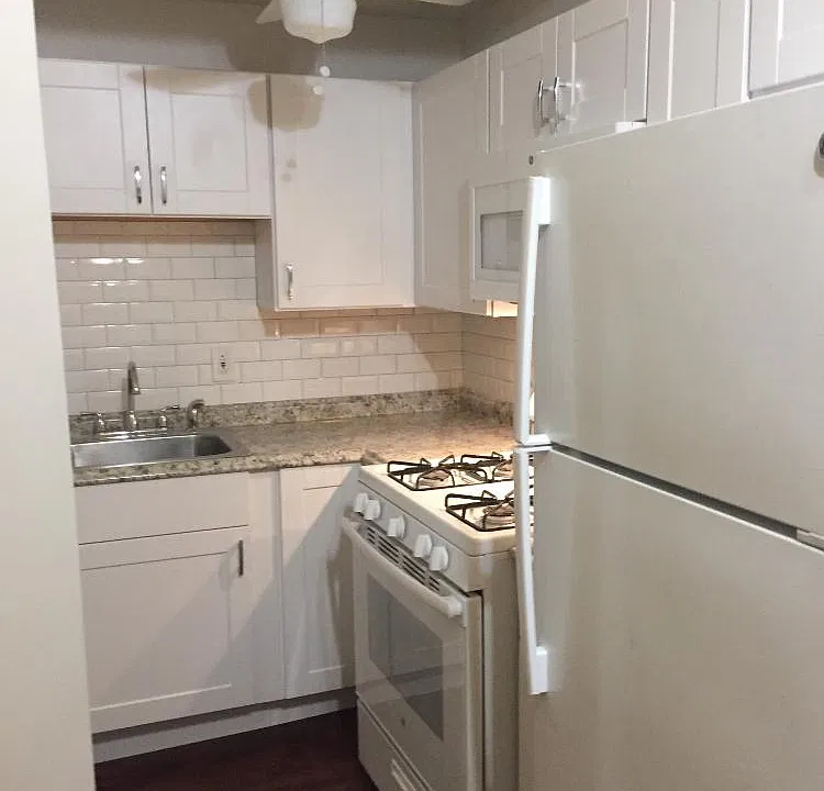 345 Lawn St #1