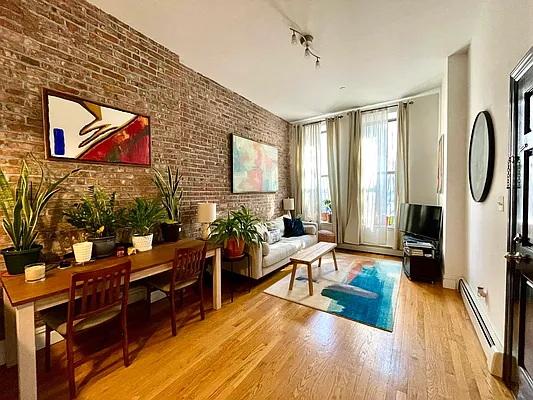 Rented by Corcoran | media 7