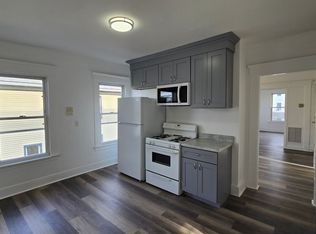Updated 3 bedroom 2nd floor apartment, West Haven, CT 06516
