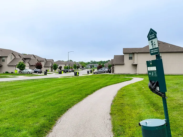 Traditions Townhomes — Photo 21