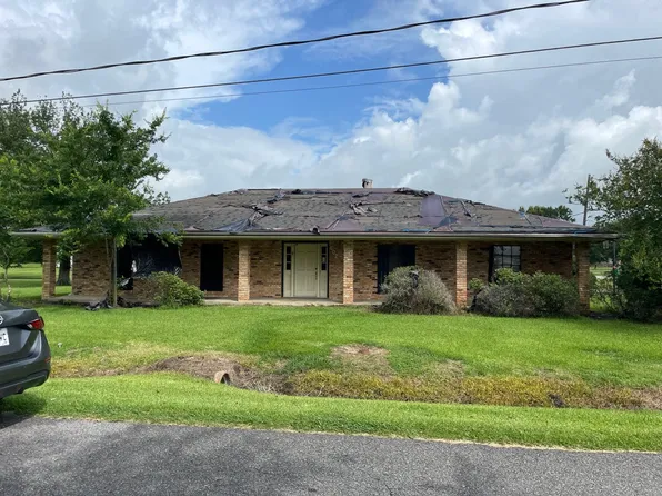 402 Eagle Dr, Raceland, LA 70394