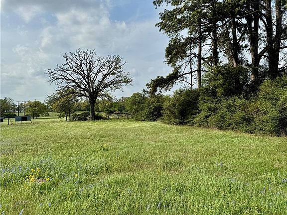 5th image of 15420 Arhopulos Rd