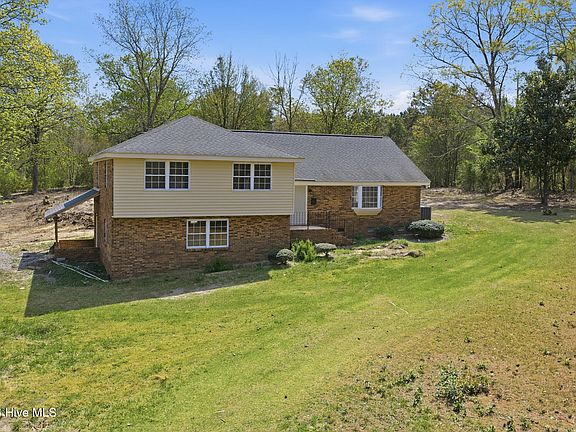 3rd image of 210 Oak Ridge Church Road