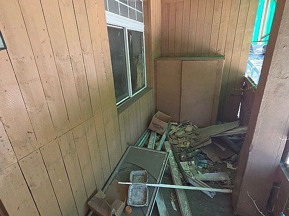 4th image of 1307 Labelle Ave