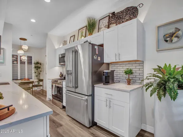 14950 W MOUNTAIN VIEW Boulevard #2107, Surprise, AZ 85374