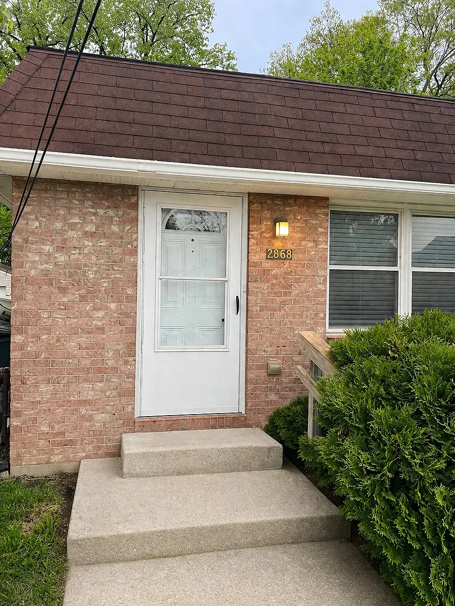 Building Photo - 2868 Kilbourne Ave #2868