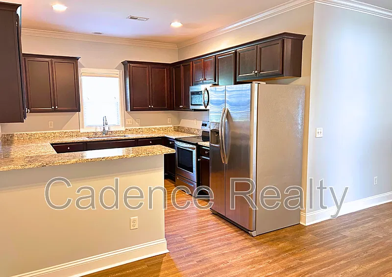 3 bed, 2.0 bath, $1,875 — Photo 3