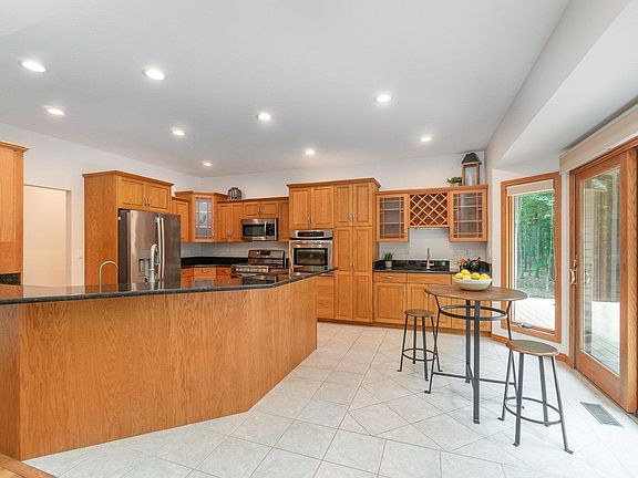 2nd image of 2262 N Rolling Ridge Dr